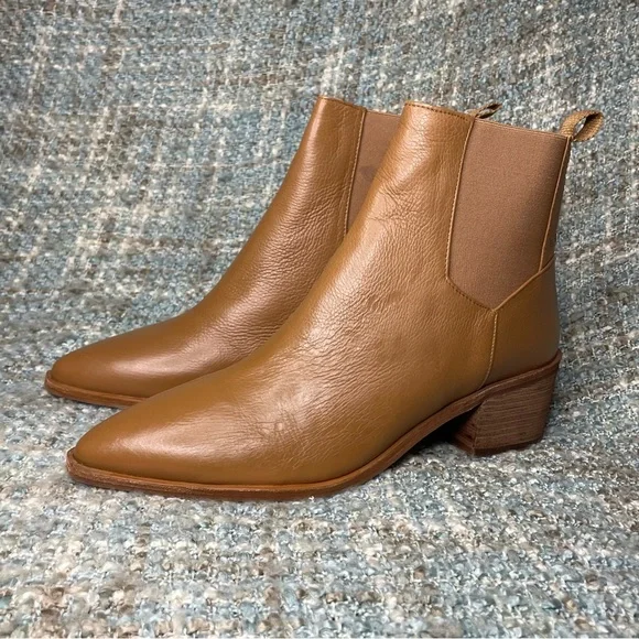 Chinese Laundry Filip Pointed Toe Chelsea Ankle Boots in Camel Cow Leather